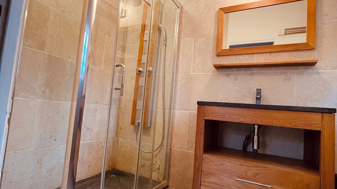 Photo of Bathroom in Sainte-Opportune-du-Bosc