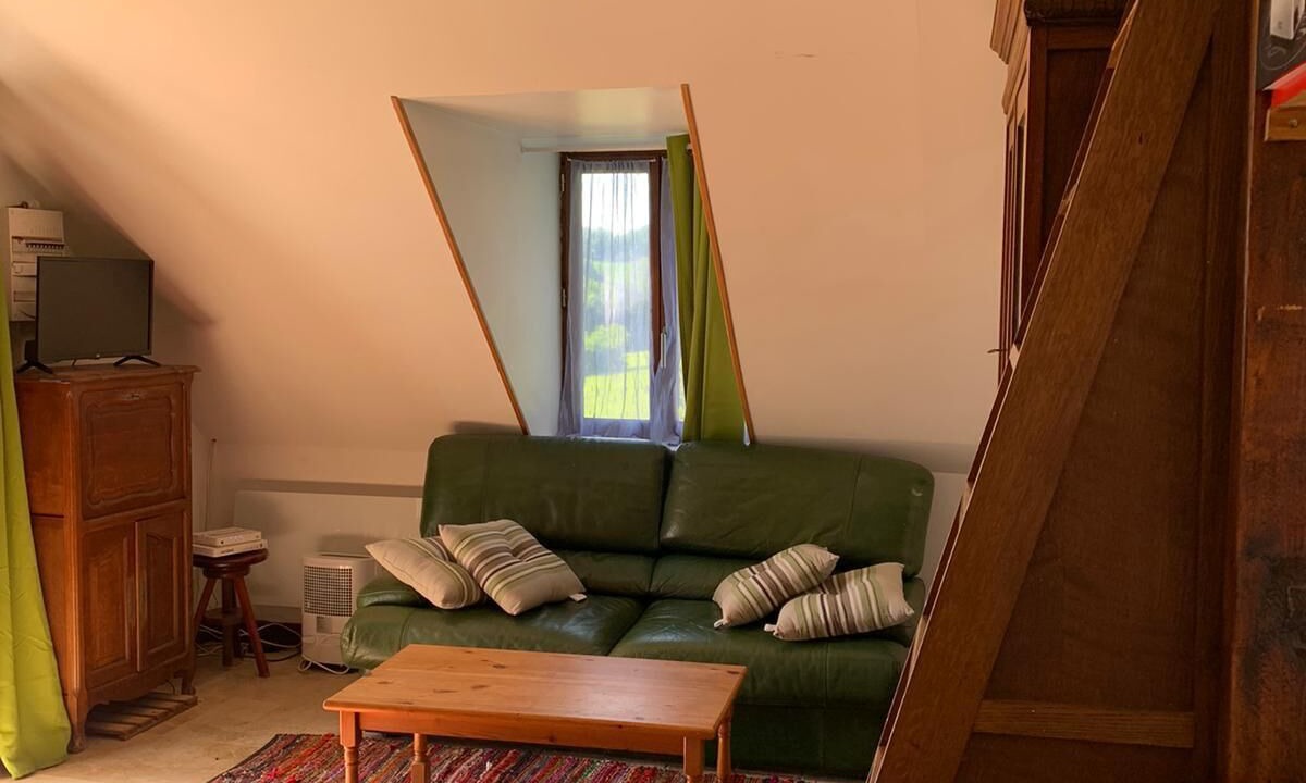Photo of Livingroom in Courcerault