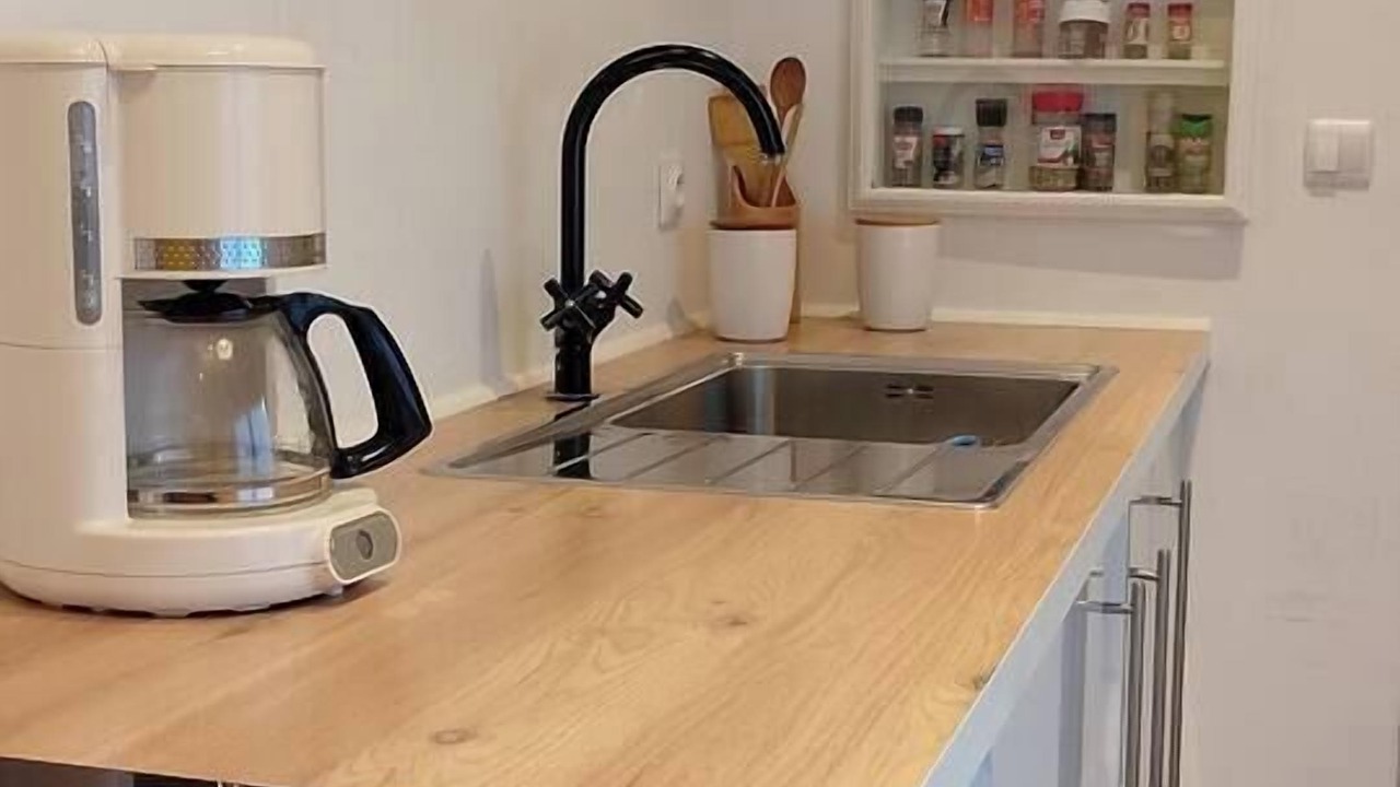 Photo of Kitchen in Lens