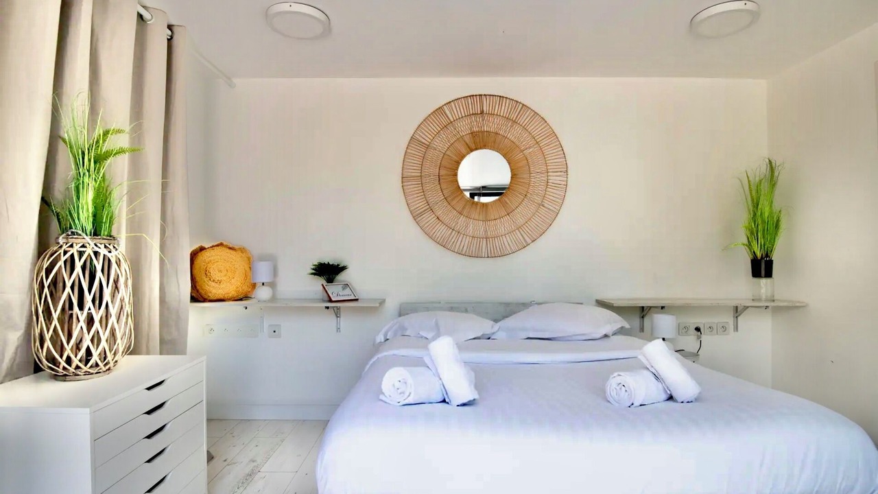 Photo of Bedroom in Mons-en-Baroeul