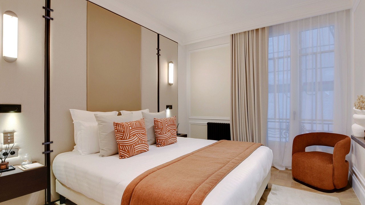 Photo of Bedroom in Notre-Dame-des-Champs