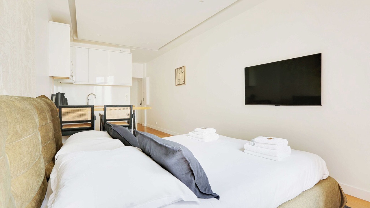 Photo of Bedroom in Levallois-Perret
