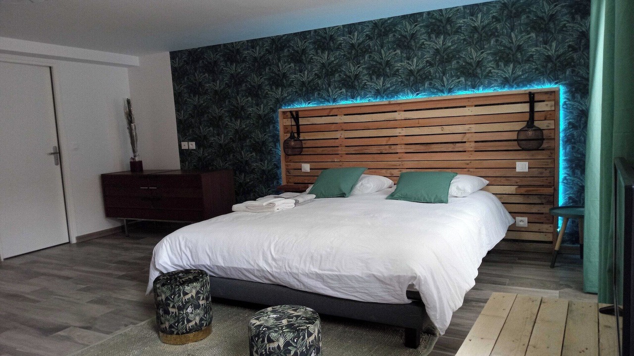Photo of Bedroom in Orly