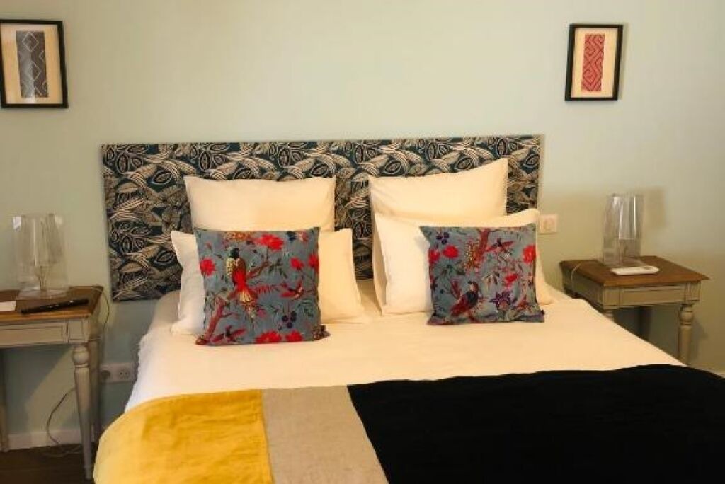 Photo of Bedroom in Meursault