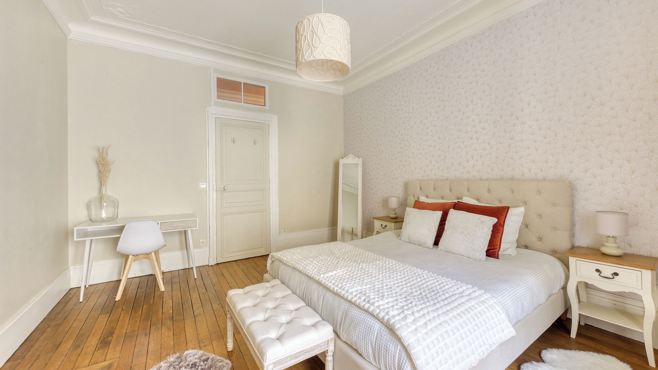 Photo of Bedroom in Notre-Dame
