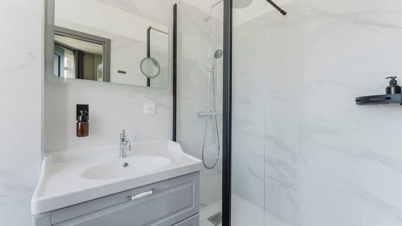 Photo of Bathroom in Picquigny
