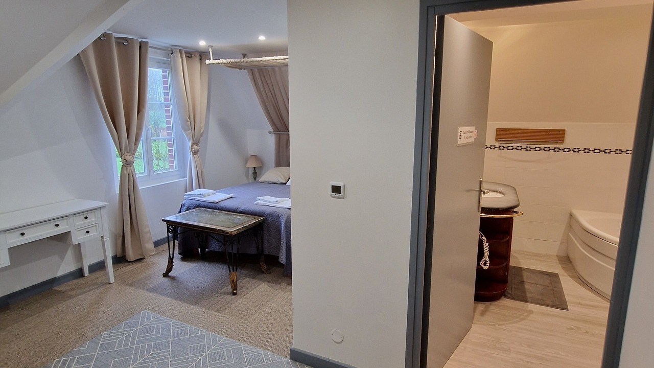 Photo of Bedroom in Quesmy