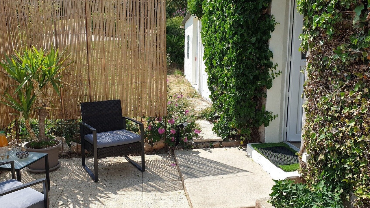 Photo of Patio Balcony in Guerville