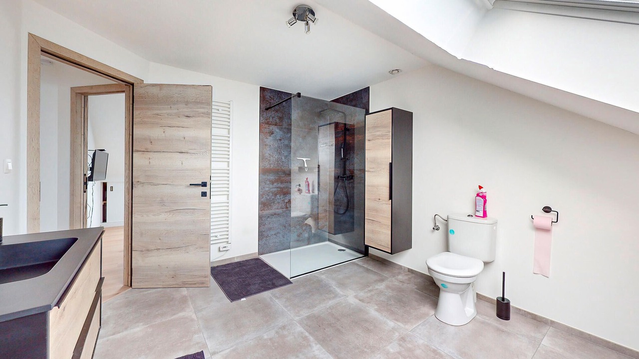 Photo of Bathroom in Charnois