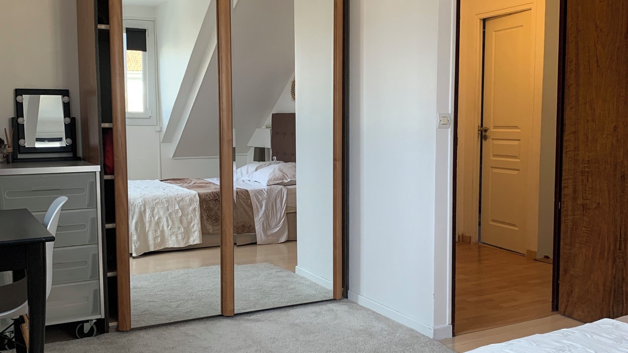Photo of Bedroom in Argenteuil