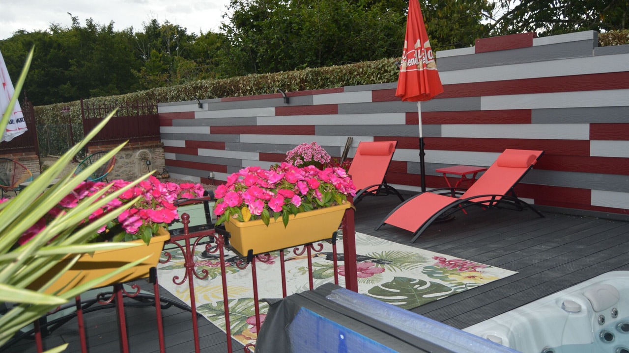 Photo of Patio Balcony in Checy