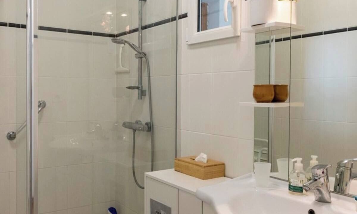 Photo of Bathroom in Cempuis