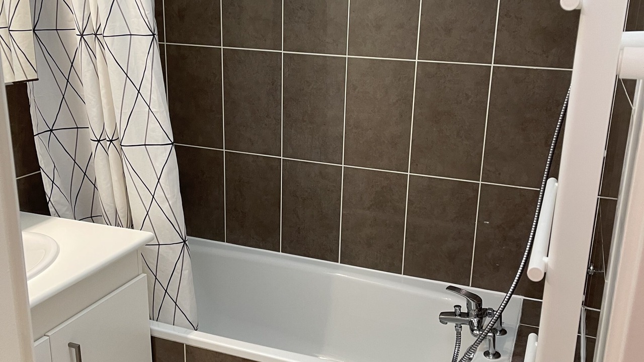Photo of Bathroom in Creil