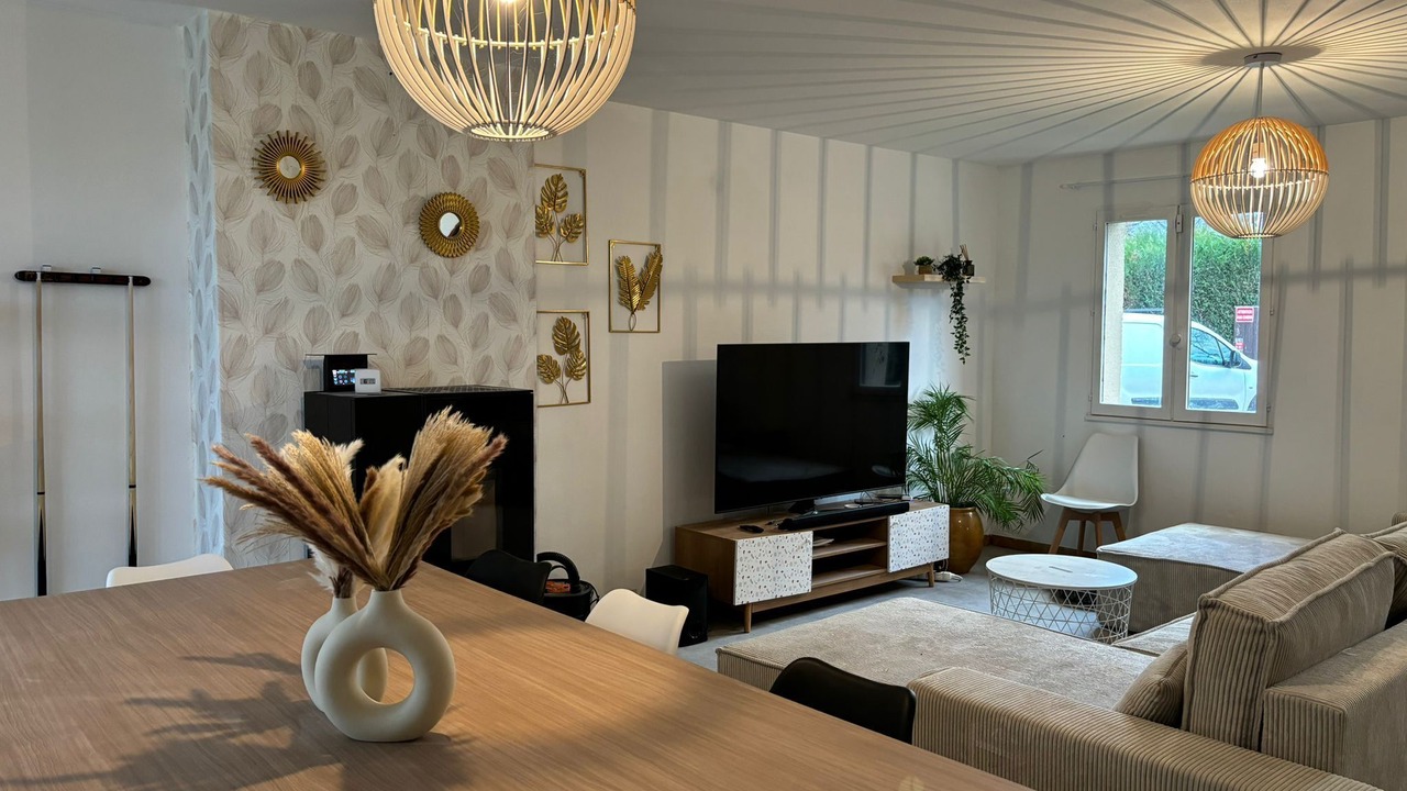 Photo of Livingroom in Droisy