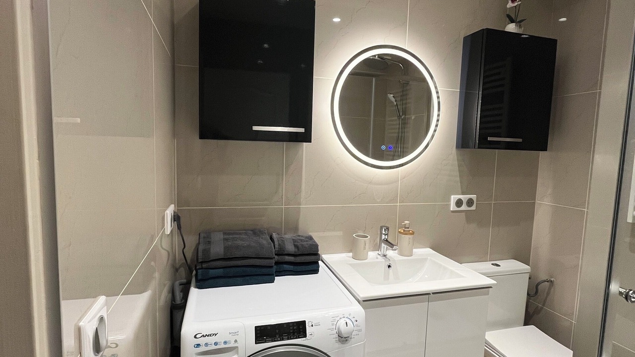 Photo of Bathroom in Gonesse