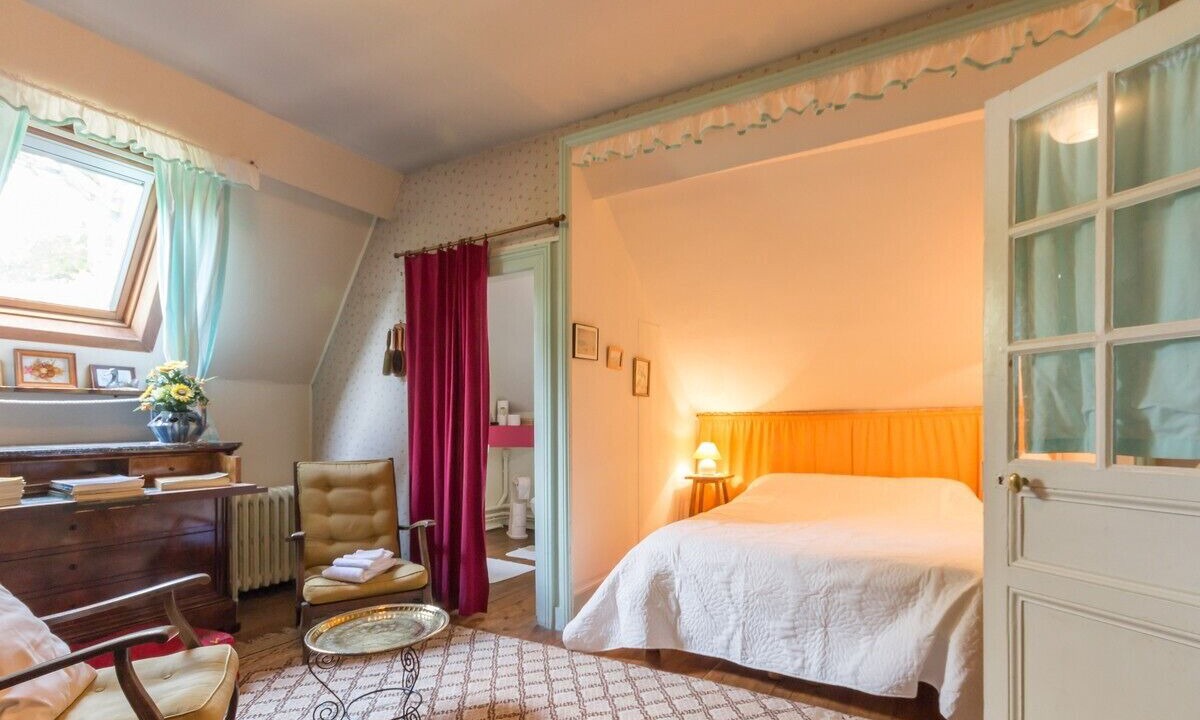 Photo of Bedroom in Touffreville-la-Corbeline
