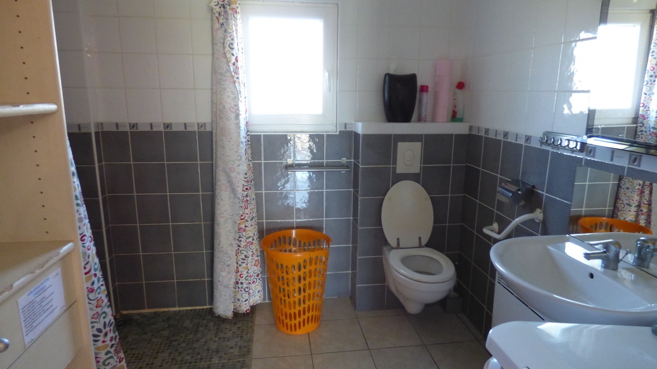 Photo of Bathroom in Fosse