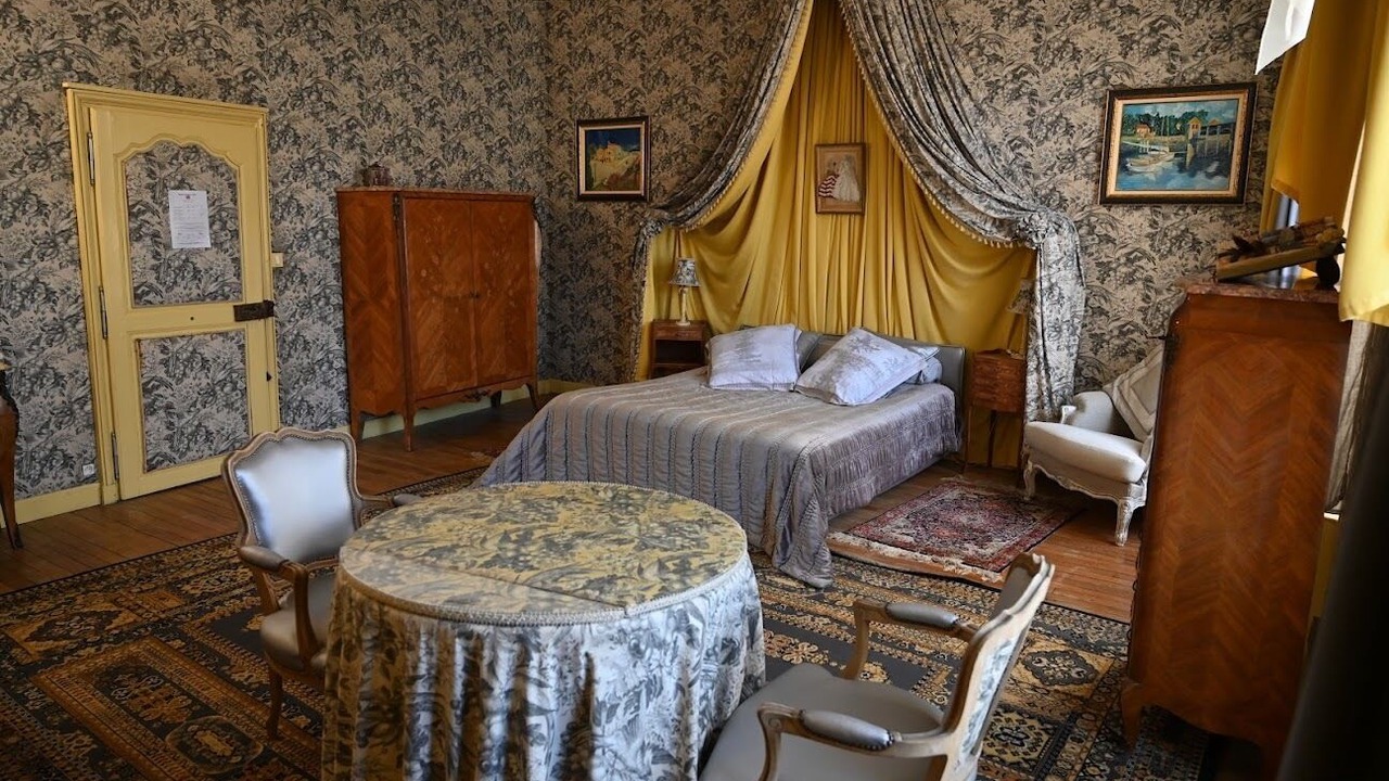Photo of Bedroom in Chateau-Thierry