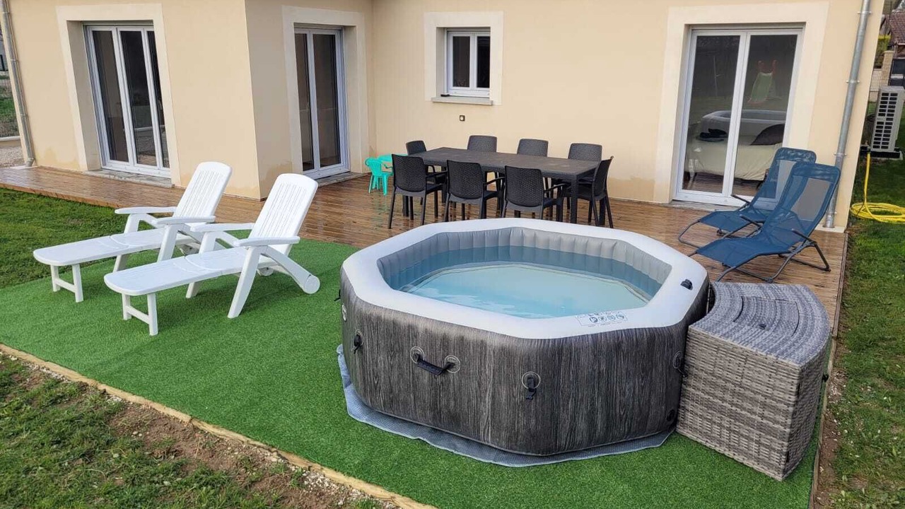 Photo of Outdoor in Serbonnes