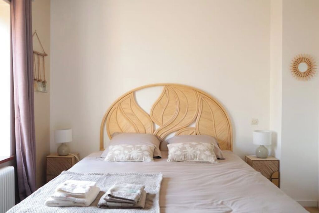 Photo of Bedroom in Meauce
