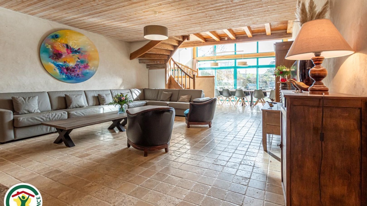 Photo of Livingroom in Leuvrigny
