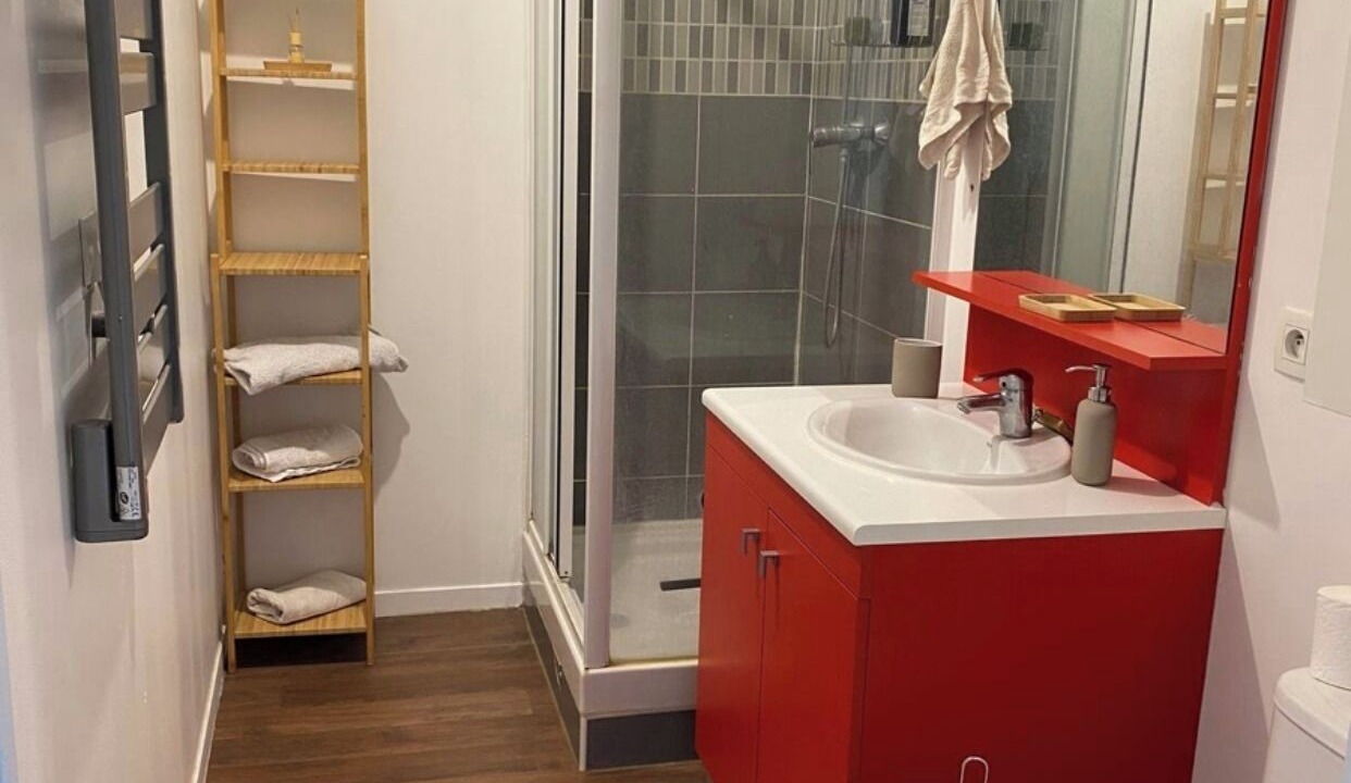 Photo of Bathroom in Rosny-sous-Bois