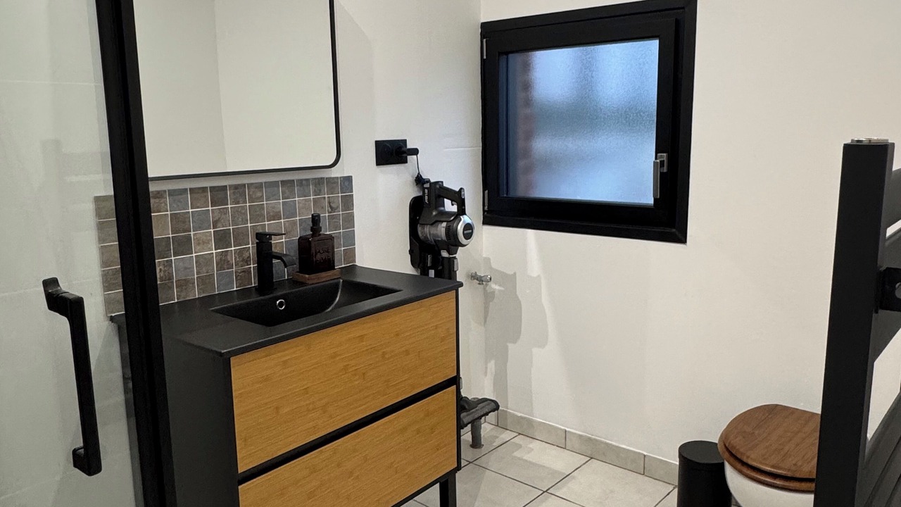 Photo of Bathroom in Colline-Beaumont