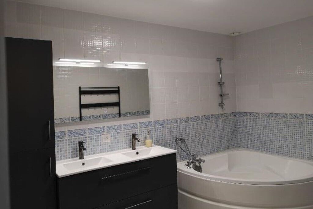 Photo of Bathroom in Baignes