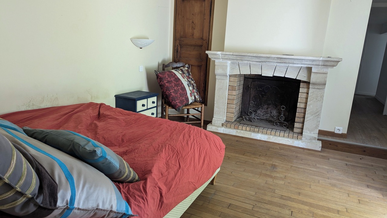 Photo of Bedroom in Villeconin