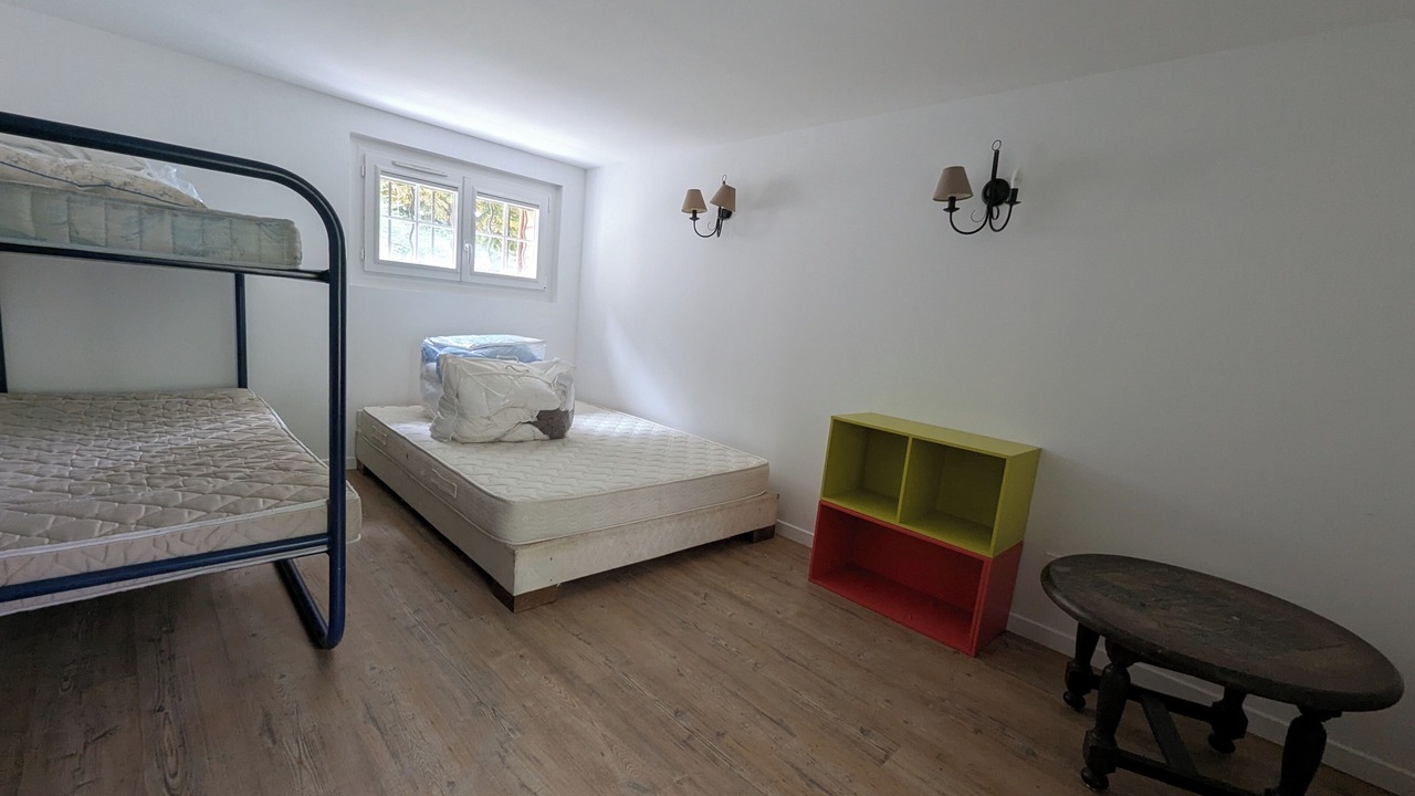 Photo of Bedroom in Villeconin