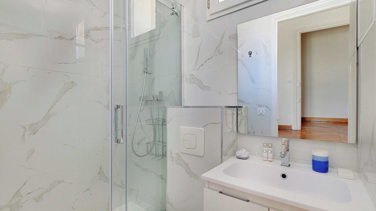Photo of Bathroom in Saint-Merri