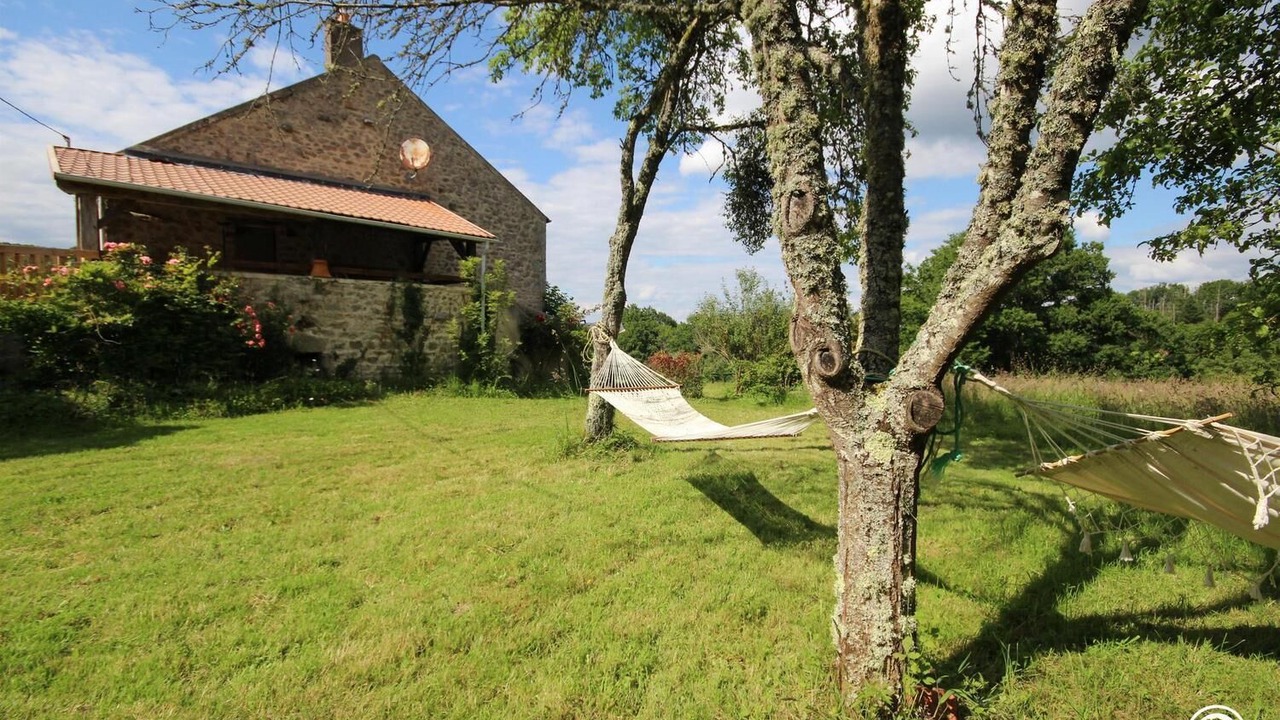 Photo of Outdoor in Saint-Martin-du-Puy