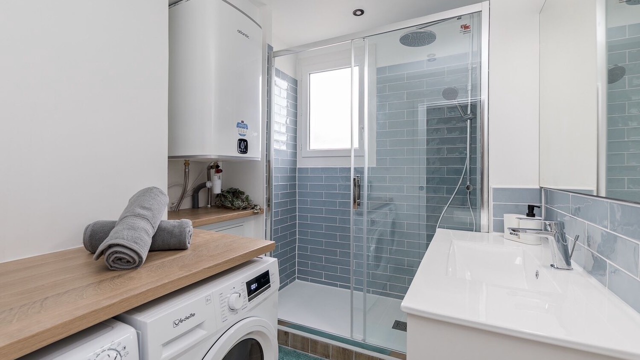Photo of Bathroom in Quartier Vieux Marche-Cathedrale