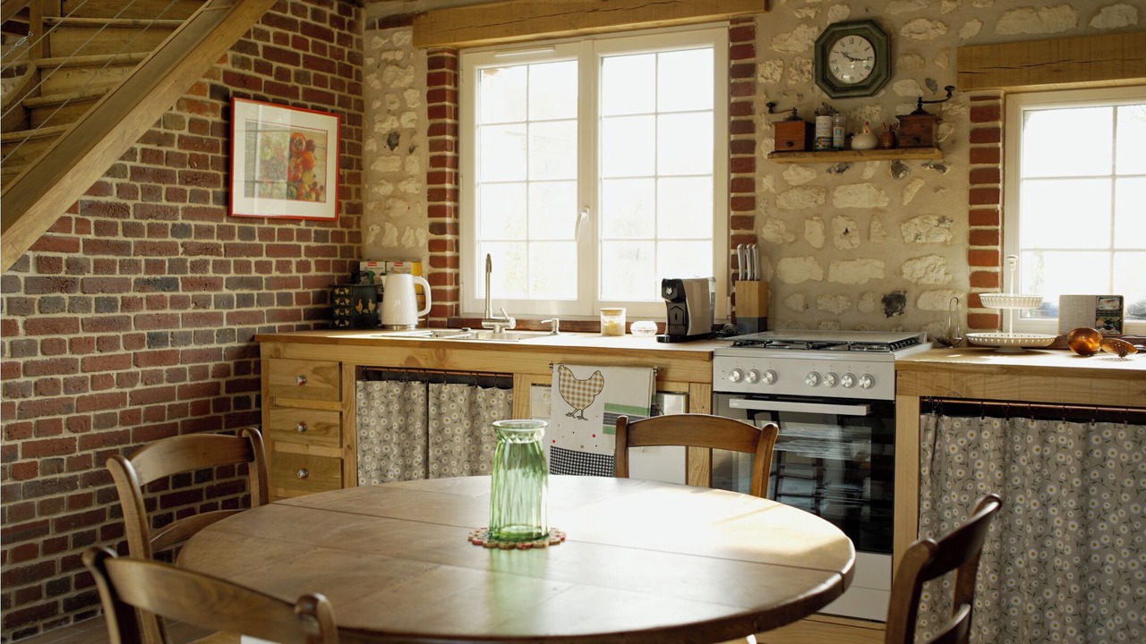 Photo of Kitchen in Poses