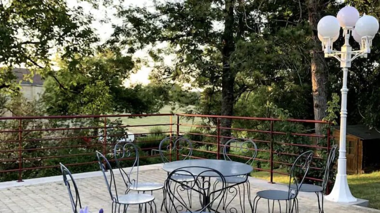 Photo of Outdoor in Bulson