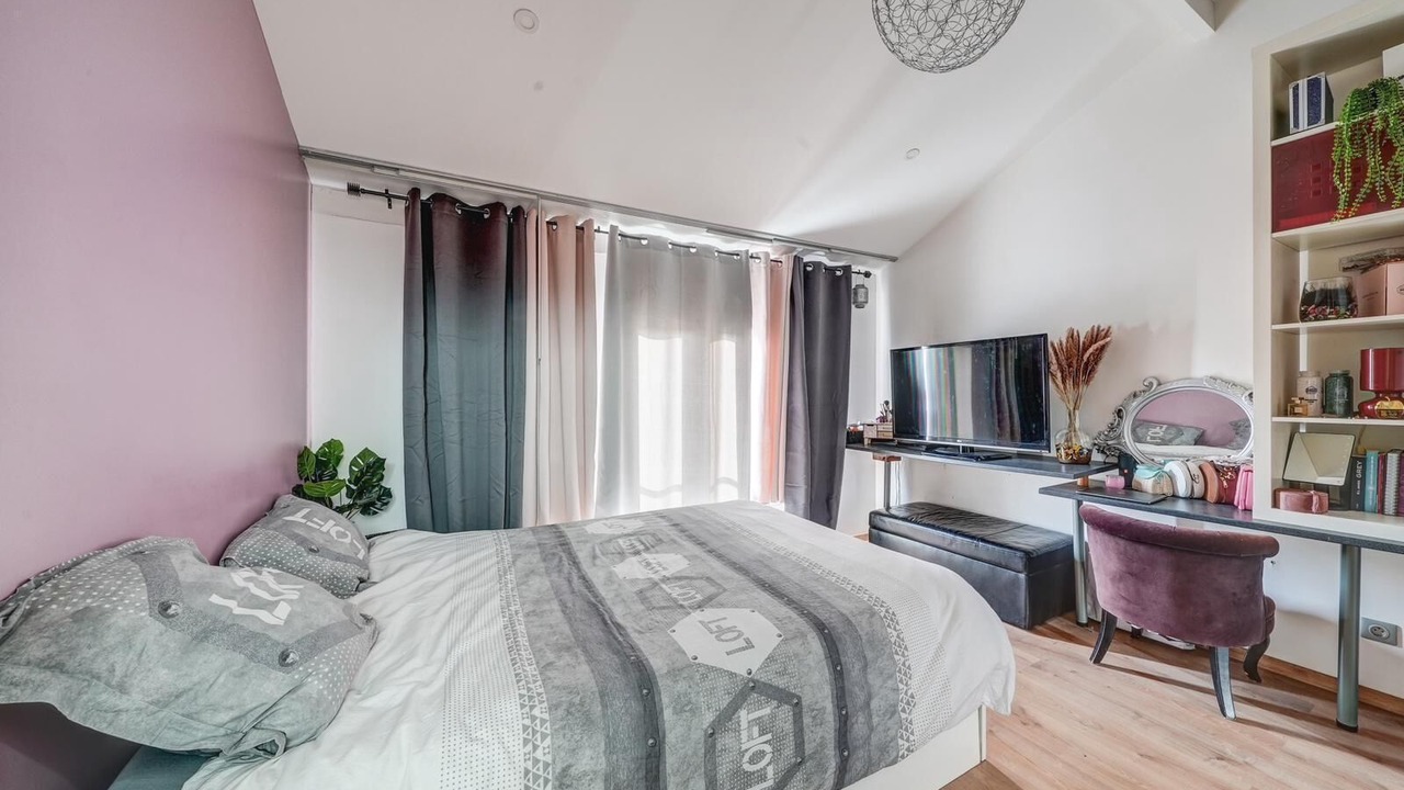 Photo of Bedroom in Rosny-sous-Bois