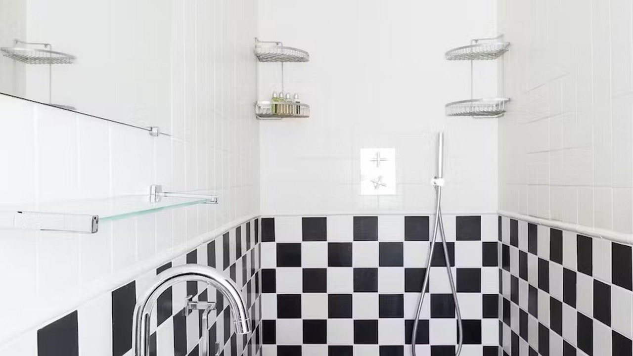 Photo of Bathroom in Quartier des Invalides