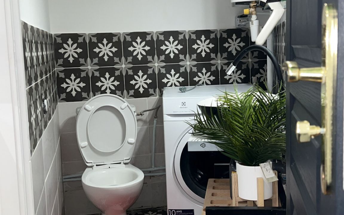 Photo of Bathroom in Petit-Colombes
