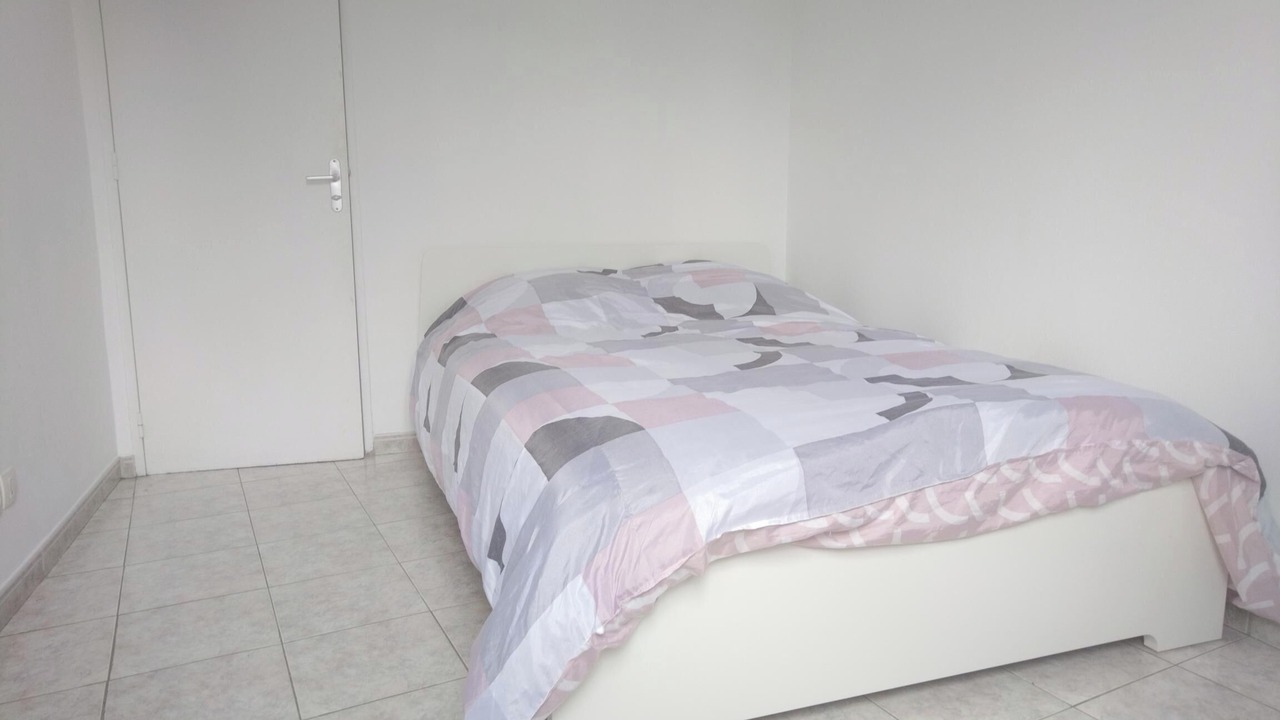 Photo of Bedroom in Enghien-les-Bains