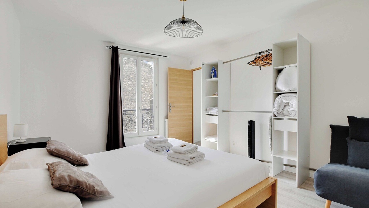 Photo of Bedroom in 19th Arrondissement