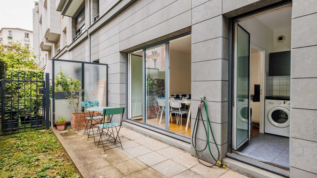Photo of Outdoor in Clichy