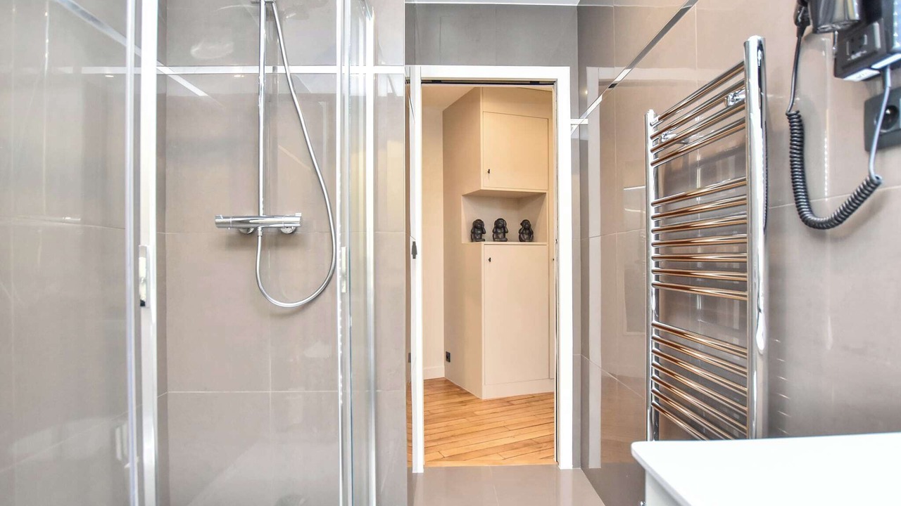 Photo of Bathroom in Chaussee-d'Antin