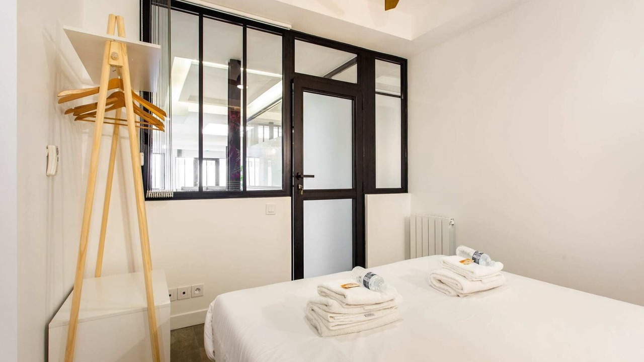Photo of Bedroom in Quartier Saint-Ambroise