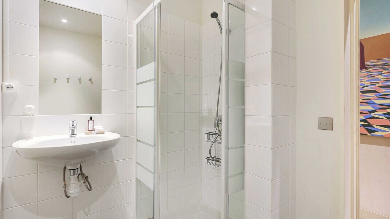 Photo of Bathroom in Porte-Saint-Martin