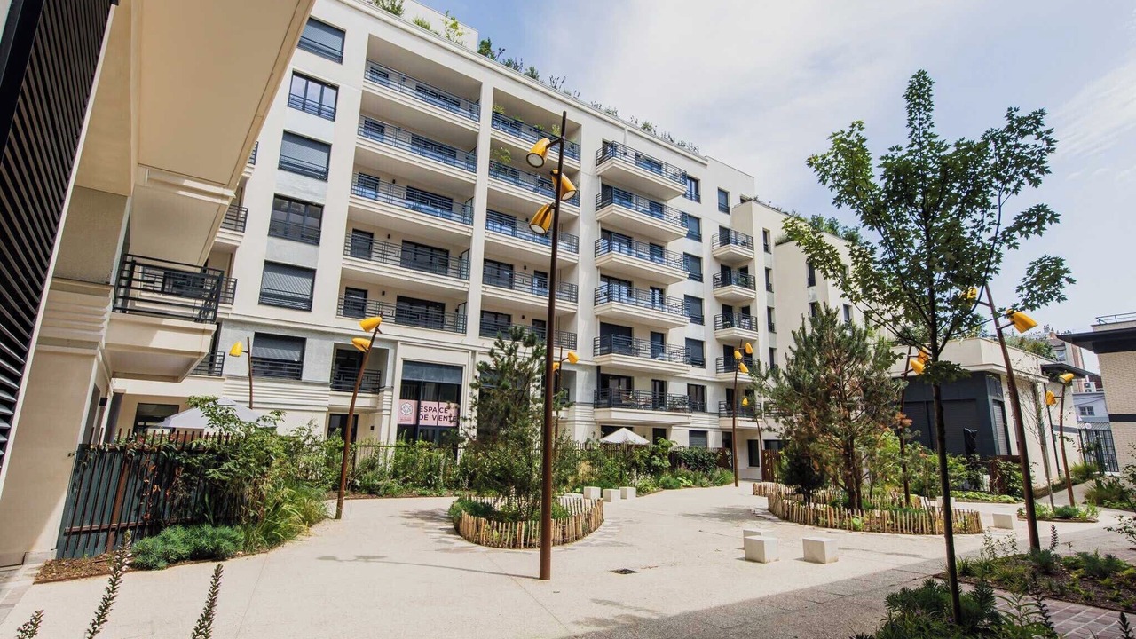 Photo of Outdoor in Les Puces de Saint-Ouen