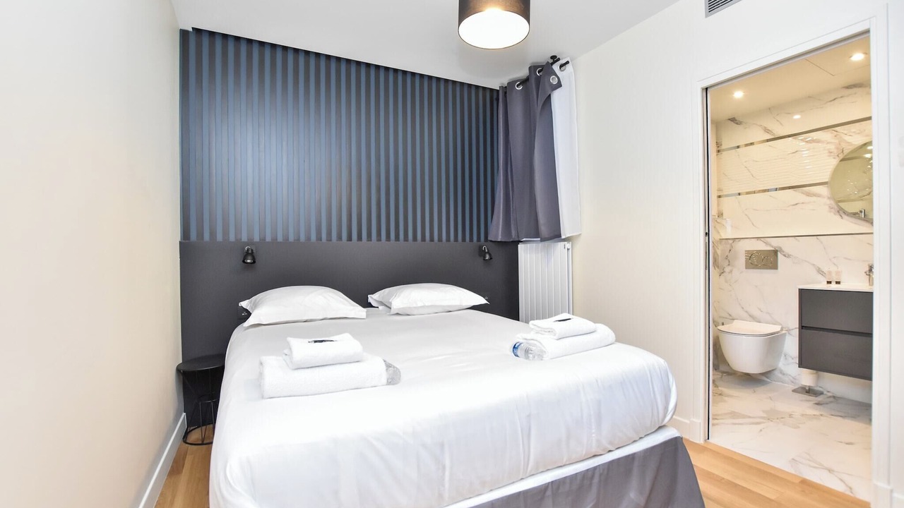 Photo of Bedroom in Chaussee-d'Antin