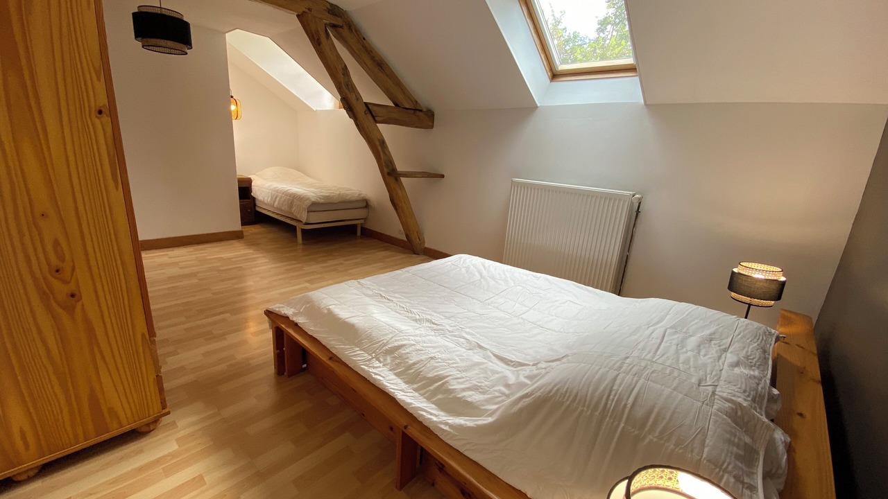 Photo of Bedroom in Saint-Cyr-les-Colons