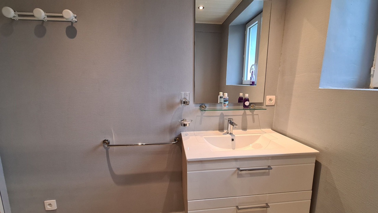 Photo of Bathroom in Orsennes