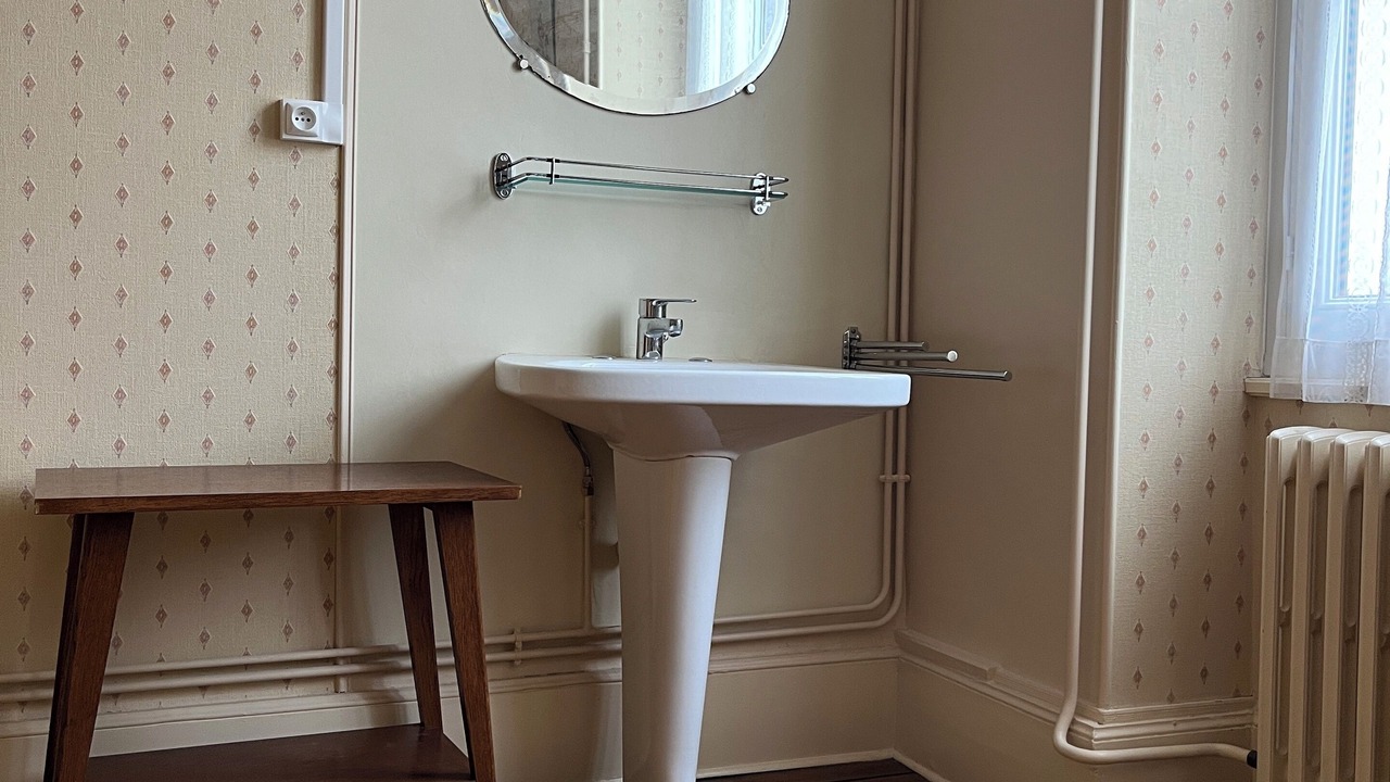 Photo of Bathroom in Ainay-le-Chateau
