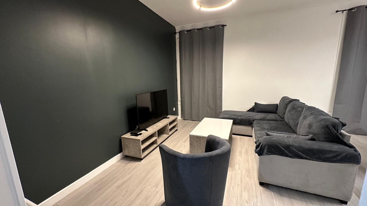 Photo of Livingroom in Les Pavillons-sous-Bois
